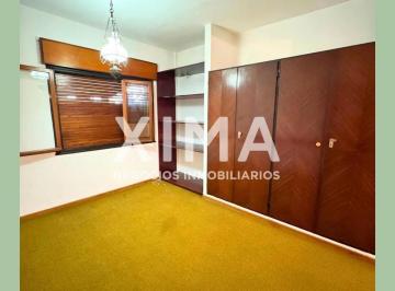 Casa · 276m² · 4 Ambientes · 4 Cocheras · Casa en Venta Pasaje Klein