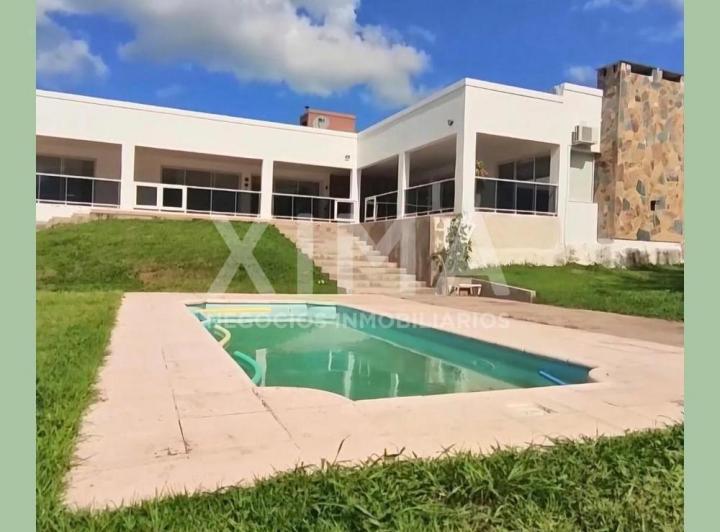 Casa · 2925m² · 4 Ambientes · 2 Cocheras