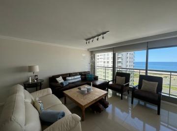 Foto1 · Apartamento en Brava, 3 Dorm. *