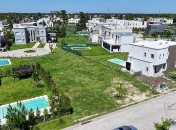Terreno · 675m² · Terreno en Laguna Grande