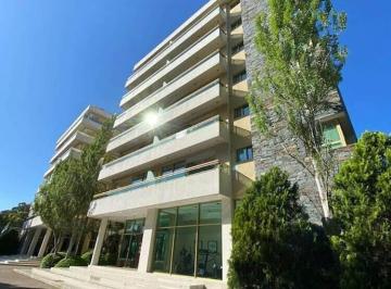 Departamento · 90m² · 3 Ambientes · 1 Cochera · Departamento 3 Ambientes Exclusivo