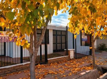 Casa de 2 ambientes, San Francisco del Monte · Casa en Venta - Funcional – Godoy Cruz Barrio Batalla del Pilar, Habitable Desde El Primer Día