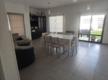 Foto · Casa Marcos Juarez 2 Dorm. Pileta