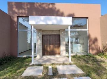 Casa · 140m² · 4 Ambientes · Villa Robles - Barrio Serena - Lote 315