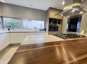 Casa · 430m² · 7 Ambientes · 4 Cocheras · Cuesta Country - Casa de Categoría con Pileta y Vistas en Barrio Cuesta Villa Residencia de La Calera
