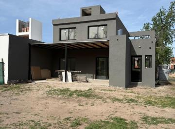 Casa · 163m² · 5 Ambientes · 2 Cocheras · Se Vende Propiedad en Barrio Cerrado Numa Nuevo Malagueño a Estrenar