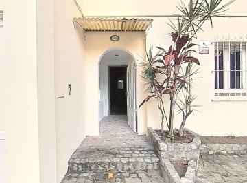 Casa · 208m² · 5 Ambientes · 2 Cocheras · Olivos; Casa 5 Amb. 208 m² Cub, Lote 160 m² (Vta C/ Renta)