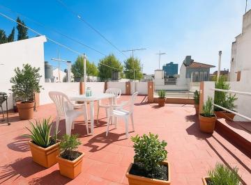 PH de 3 ambientes, Tres de Febrero · PH 3 Amb con Entrada Independiente, Patio y Terraza Propia.