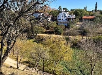 Terreno · 916m² · Terreno en Venta en Barrio Costa Azul con Salida a Dos Calles.