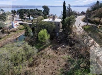 Terreno · 916m² · Terreno en Venta en Barrio Costa Azul con Salida a Dos Calles.