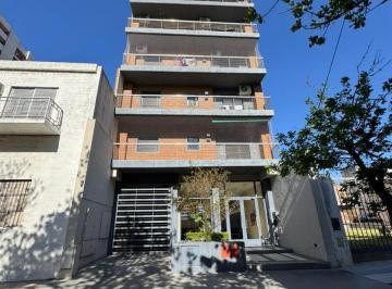 Departamento · 66m² · 3 Ambientes · 1 Cochera · Vendemos Excelente Dpto 2 Dorm. con Cochera Zona Parque