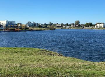 Terreno · 862m² · Venta Lote a La Laguna Barrio San Sebastián Pilar