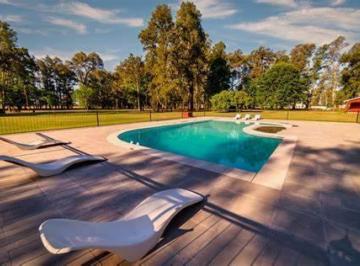 Terreno · 1000m² · Venta Lote Barrio Tres Pinos - Barrio Norte - Lote 220
