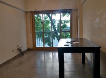 Departamento · 38m² · 2 Ambientes · Balvanera - Departamento 2 Amb. Al Frente con Balcón