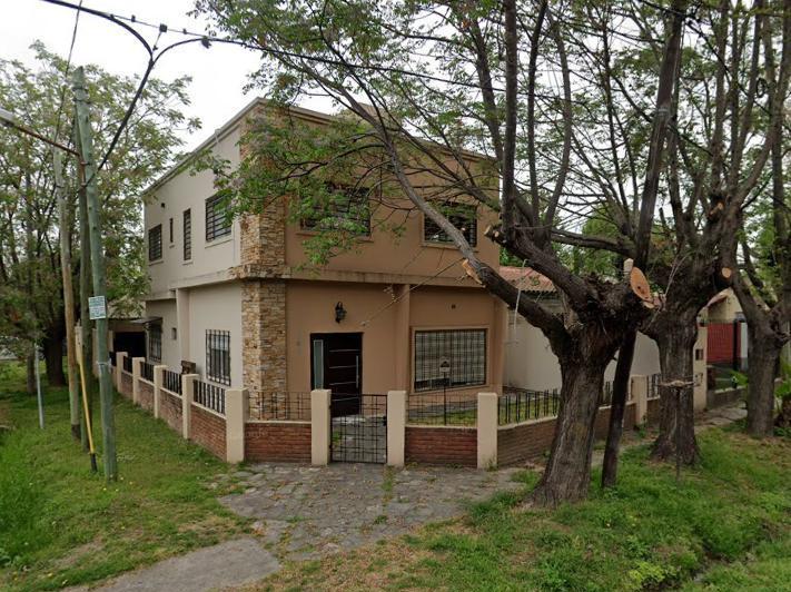 Casa · 160m² · 5 Ambientes