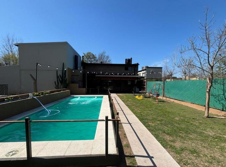 Casa · 153m² · 2 Ambientes