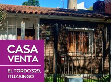 Casa de 2 ambientes, Ituzaingó · Chalet de 3 Ambientes en Venta - Ituzaingo