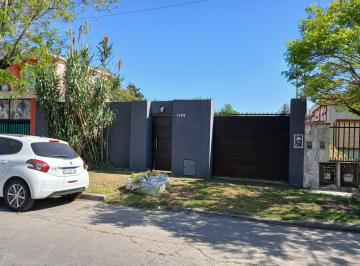 Terreno · 27m² · 1 Dormitorio · 6 Cocheras · Lote de Terreno