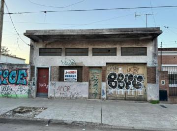 Depósito · 300m² · Galpon en Venta en Ramos Mejia