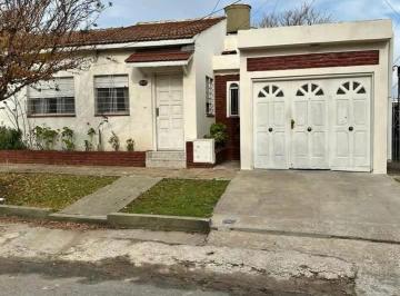 Casa de 3 ambientes, Berazategui · Casa de 3 Ambientes en Venta - Hudson, Berazategui