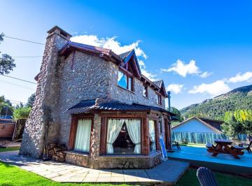 Quinta vacacional · 220m² · 4 Ambientes · Casa Quinta en Alq. Temporario en Villa Los Coíhues, Bariloche, Patagonia
