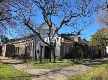 Casa · 5 Ambientes · 2 Cocheras · Casa en Lomas de Zamora Este