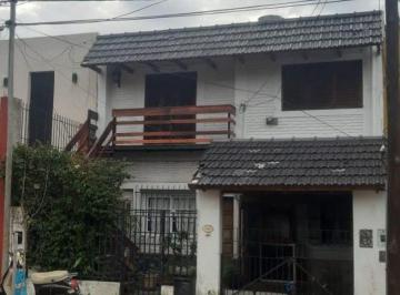 Casa de 10 ambientes, Rosario · Venta Casa 4 Dorm. con Cochera - Barrio Alberdi. Rosario