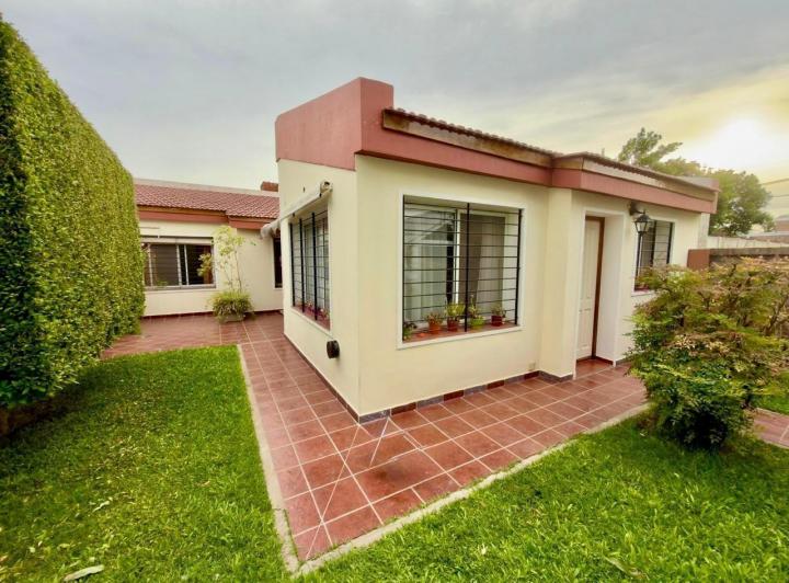 Casa en Capitán Bermúdez