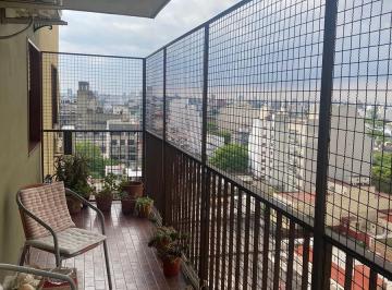 Departamento de 4 ambientes, Monte Castro · Departamento en Excelente Ubicacion Seguridad 24 Hs.