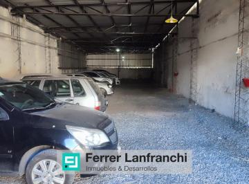 Garage · 380m² · Cochera - Galpón en Barrio Providencia a m de Av Santa Fe