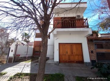 COO-COO-163_2 · Casa 6 Ambientes 3 Dorm.. | Sargento Cabral Al 1000