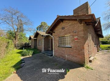 Quinta vacacional · 135m² · 5 Ambientes · Venta Quinta con Pileta, Dependencia, Quincho con Parrilla y Galería - La Reja Sur
