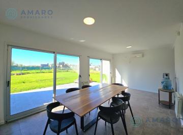 Casa · 63m² · 2 Ambientes · 2 Cocheras · Venta · Casa · un Dormitorio · Jardin · Funes · Don Mateo