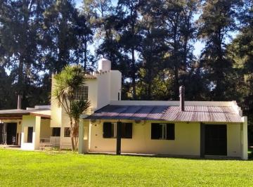 Casa de 4 ambientes, Luján · Casa en Venta – Barrio Casuarinas, Luján, Buenos Aires.