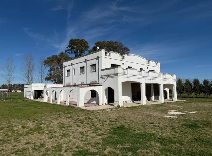 Casa · 566m² · 5 Ambientes