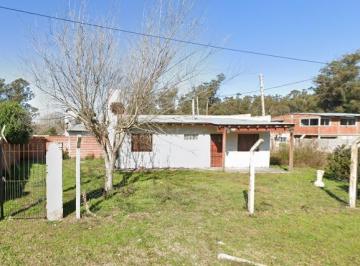 Casa · 40m² · 1 Dormitorio · Latorre Prop. Vende Casa 2 Amb con Parque