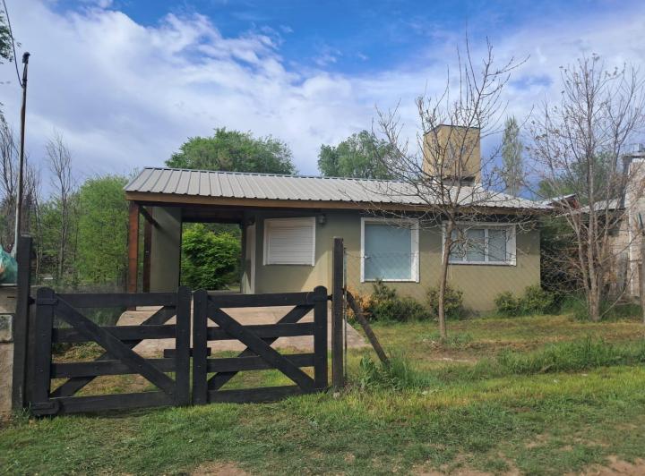 Casa · 82m² · 2 Ambientes · 1 Cochera