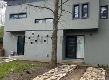 Casa · 178m² · 6 Ambientes · 4 Cocheras · Venta Casa Duplex 2 Etcheverry - La Plata - ¡Baja de Valor!
