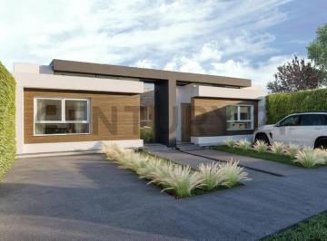 Casa · 75m² · 3 Ambientes · 1 Cochera · Se Vende Casa. Maipú