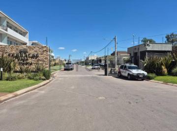 Casa · 104m² · 4 Ambientes · 1 Cochera · Casa en Venta Lunlunta Lujan de Cuyo
