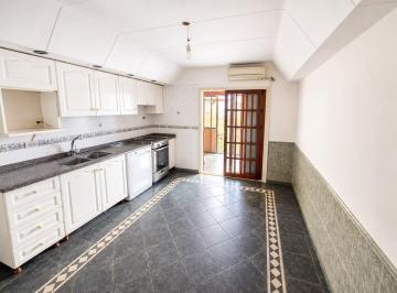 CIH-CIH-401_2 · Venta Duplex 4 Ambientes con 2 Cocheras en Velez Sarfieldv