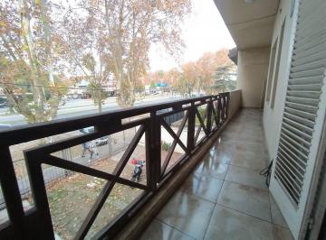 Departamento de 4 ambientes, Rosario · Venta - Departamento - 2 Habitaciones - Cochera - Alberdi, Rosario.