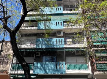 Departamento de 4 ambientes, Colegiales · Amplio Departamento con Cochera Cubierta