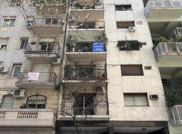 Departamento · 92m² · 3 Ambientes · 1 Cochera · Departamento Luminoso con Cochera Fija en Recoleta
