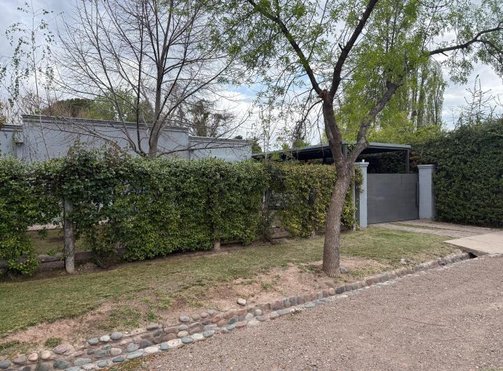 Casa en venta en La Delia · 9 ambientes