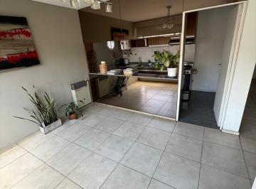 Foto · En Venta Departamento Triplex Frente Sobre Cañada Piso Alto Frente