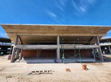 Local comercial · 88m² · 1 Ambiente · Venta de Local Comercial en Cardinal Shopping Pilar