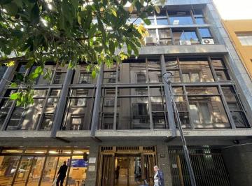 Oficina comercial · 223m² · Oficina en Alquiler en Microcentro