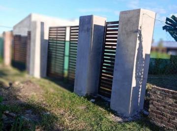 Terreno · 300m² · Las Carolinas, Terreno de 300 m², Pileta y Tapial Construido