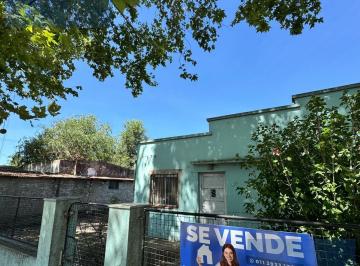 Casa · 80m² · 2 Dormitorios · 1 Cochera · Casa - Saladillo